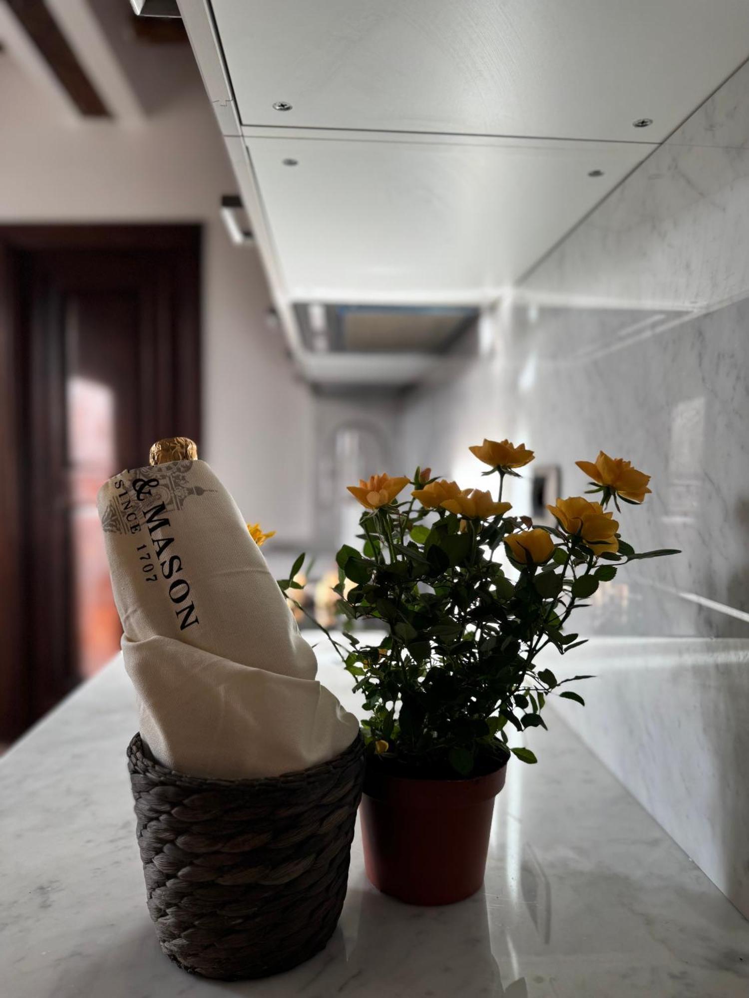 Labanca'S Luxury Navona Villa Rome Bagian luar foto