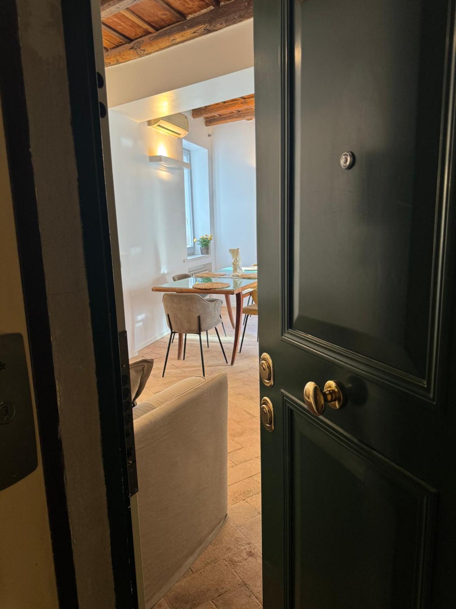 Labanca'S Luxury Navona Villa Rome Bagian luar foto